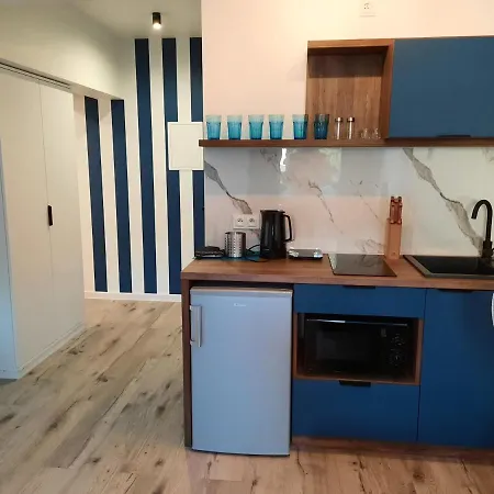 Nadmorski Bursztyn - Debina *