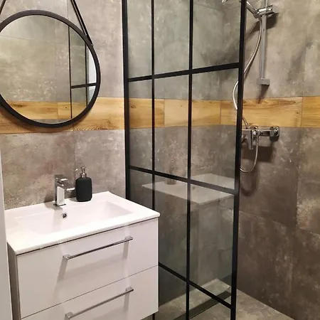 Nadmorski Bursztyn - Debina Apartment