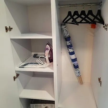 Nadmorski Bursztyn - Debina