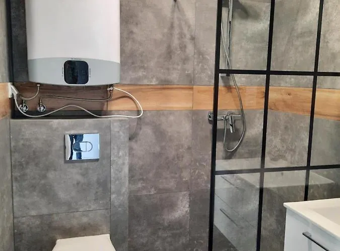 Nadmorski Bursztyn - Debina *